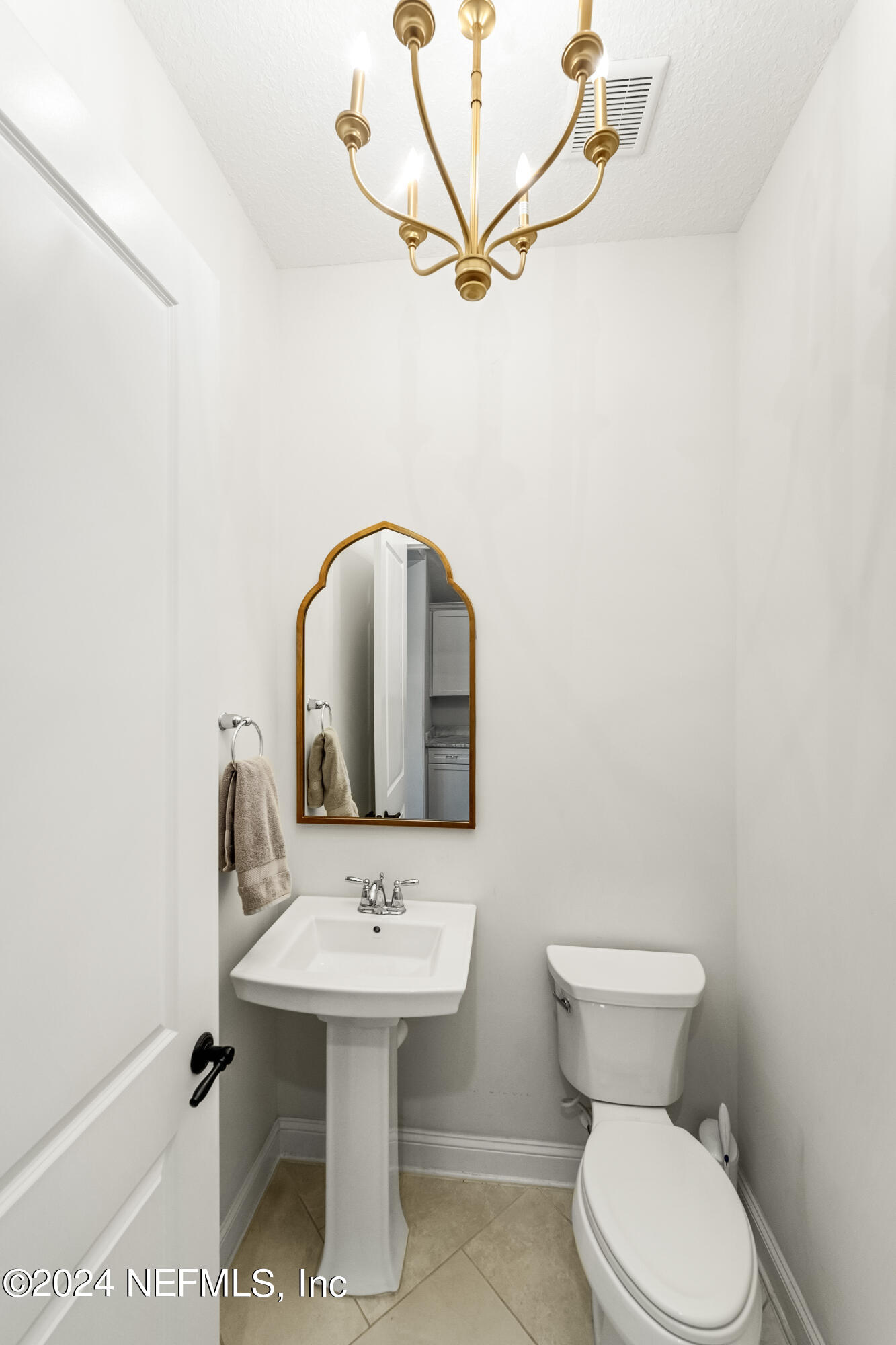 7713 Collins Grove Road Jacksonville, FL 32256 - Photo 27 of 87 Powder Room