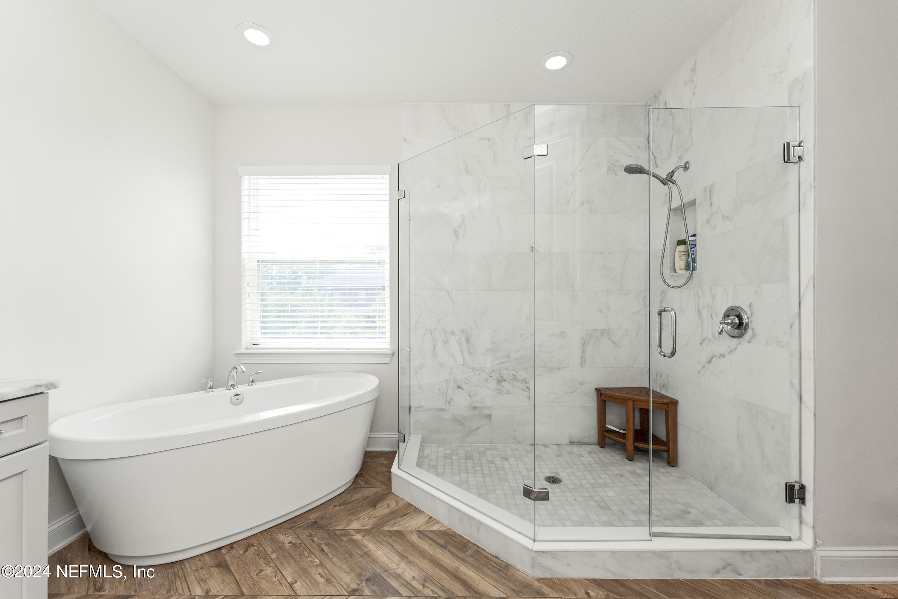 7713 Collins Grove Road Jacksonville, FL 32256 - Photo 36 of 87 Primary Bath