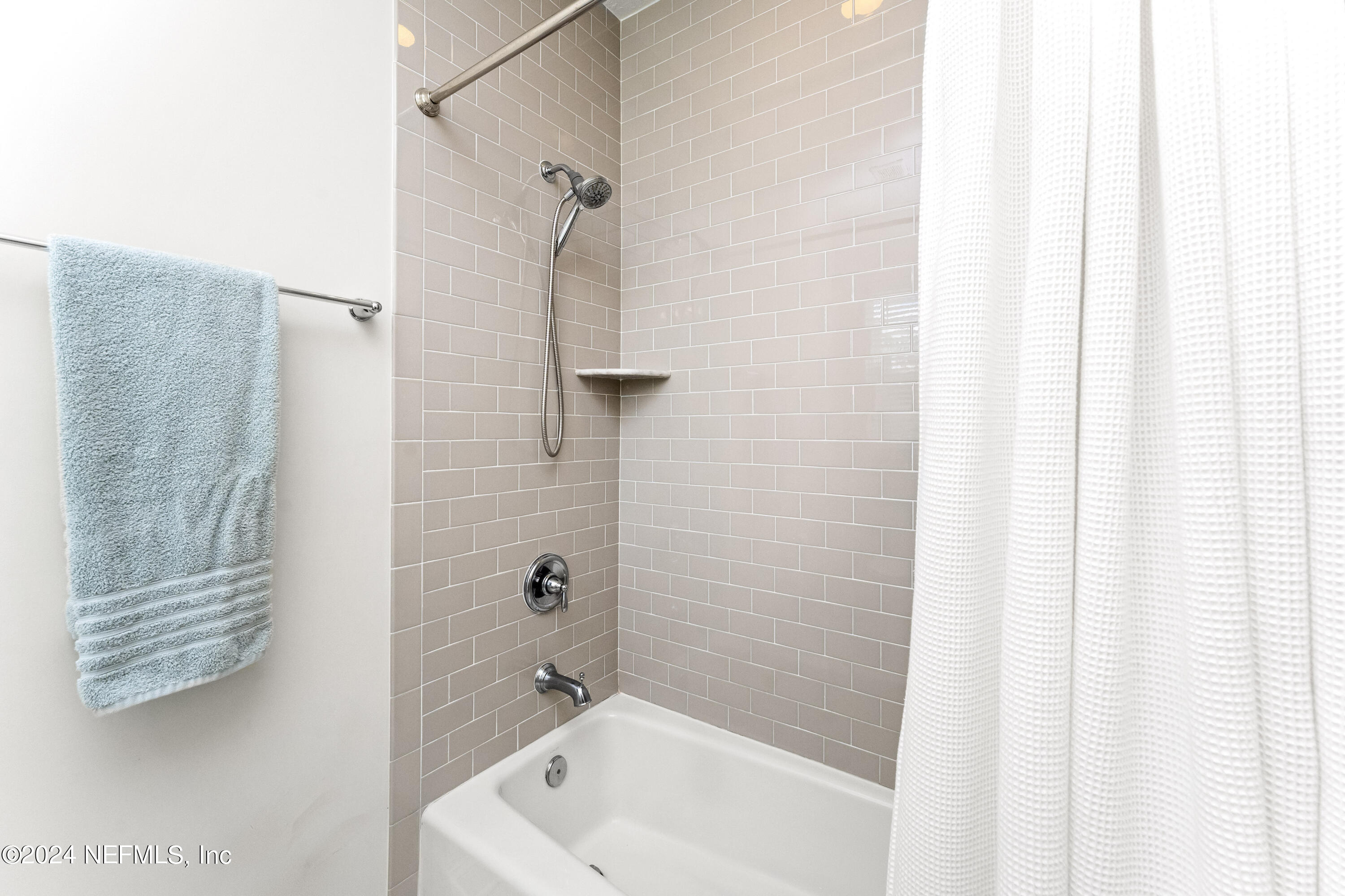 7713 Collins Grove Road Jacksonville, FL 32256 - Photo 44 of 87 4th Bathroom
