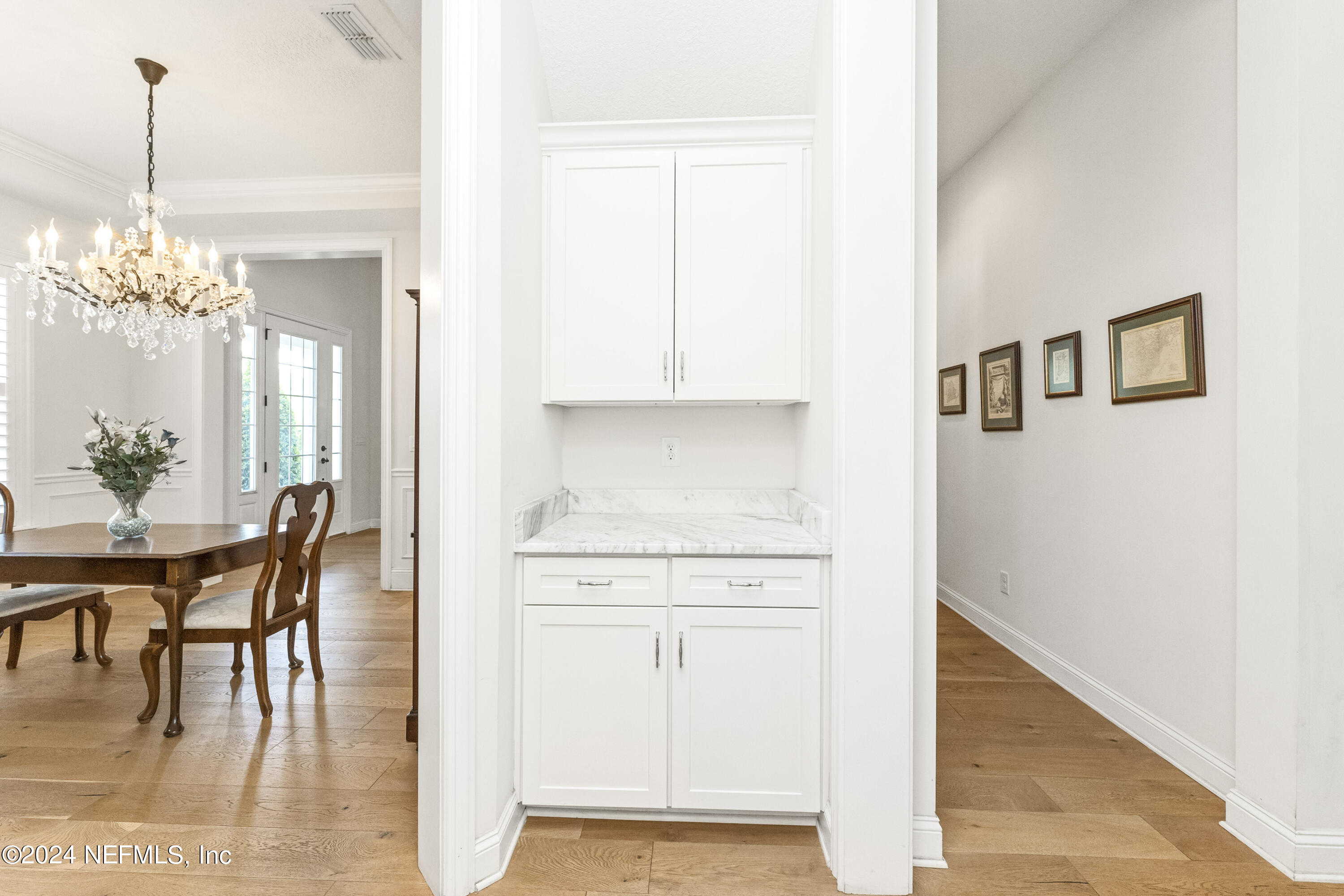 7713 Collins Grove Road Jacksonville, FL 32256 - Photo 8 of 87 Butlers Pantry or Bar