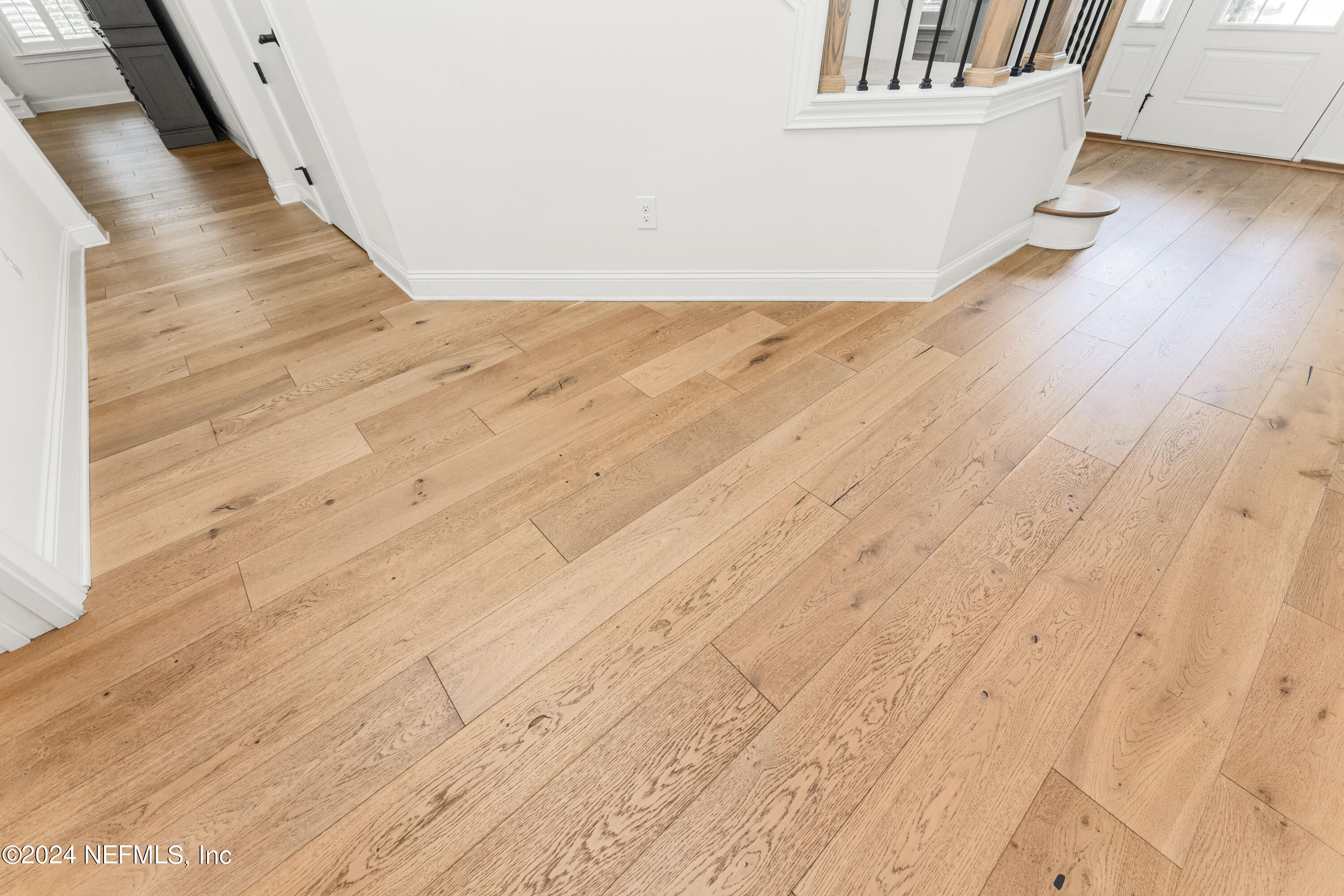 7713 Collins Grove Road Jacksonville, FL 32256 - Photo 9 of 87 Wide Blank Pine Flooring