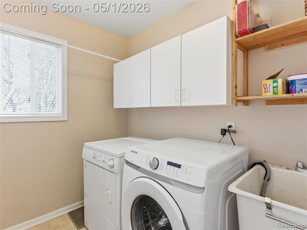 2550 Brilliance Rochester, MI 48309 - Photo 17 of 43