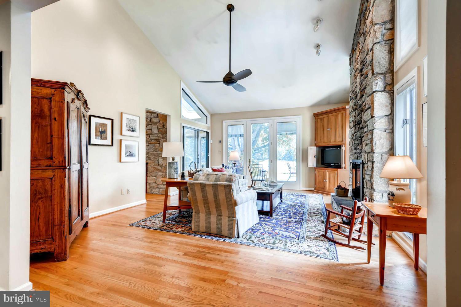 13813 Cuba Road Cockeysville, MD 21030 - Photo 10 of 29 Family Room