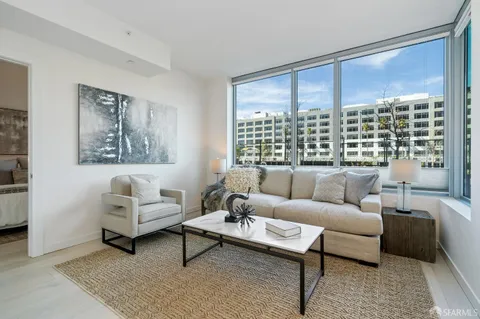 $1,050,000 | 1000 3rd Street, Unit 102, San Francisco, CA 94158