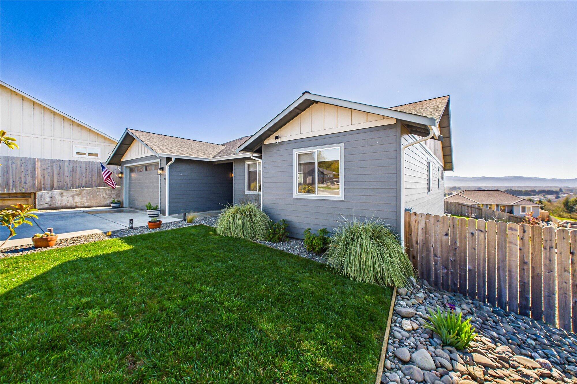 191 Ridge View Court Fortuna, CA 95540 - Photo 3 of 47