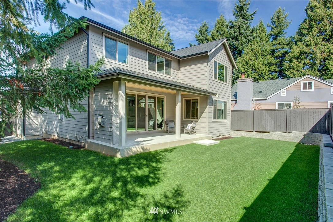 930 Chelan Avenue Northeast Renton, WA 98059 - Photo 22 of 24