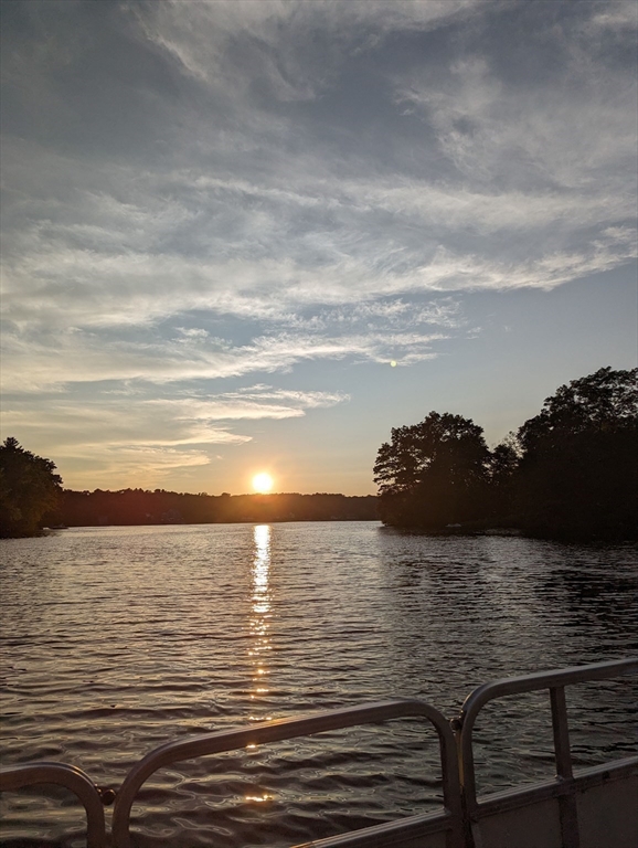 14 Elizabeth Street Dudley, MA 01571 - Photo 29 of 37