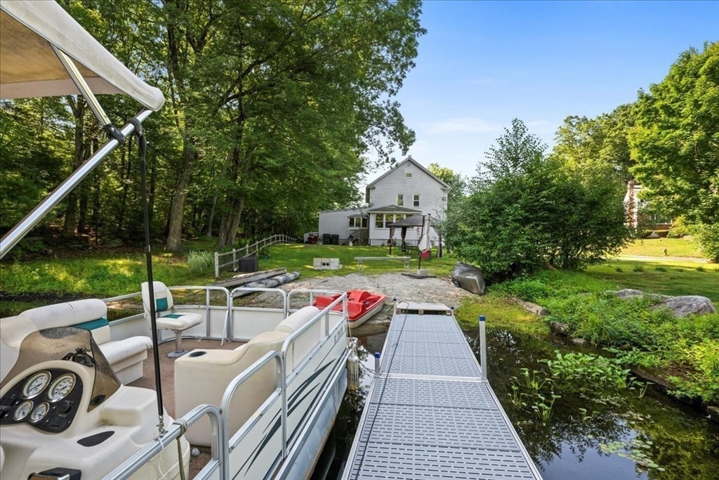 14 Elizabeth Street Dudley, MA 01571 - Photo 31 of 37