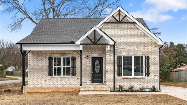 $275,000 | 3912 Fairall Drive, Greensboro, NC 27401