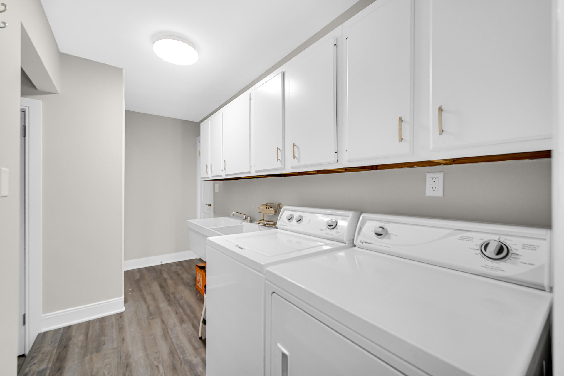 9418 Verbena Drive Munster, IN 46321 - Photo 17 of 22 1920x1280