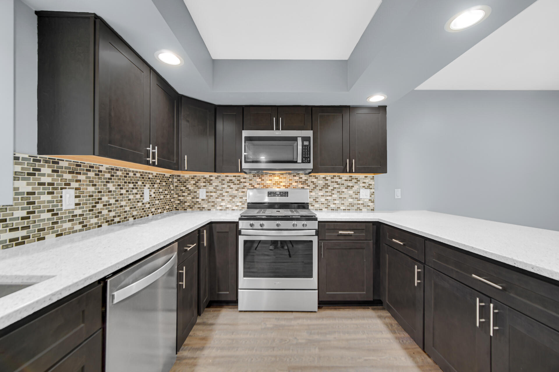 9418 Verbena Drive Munster, IN 46321 - Photo 2 of 22 1920x1280