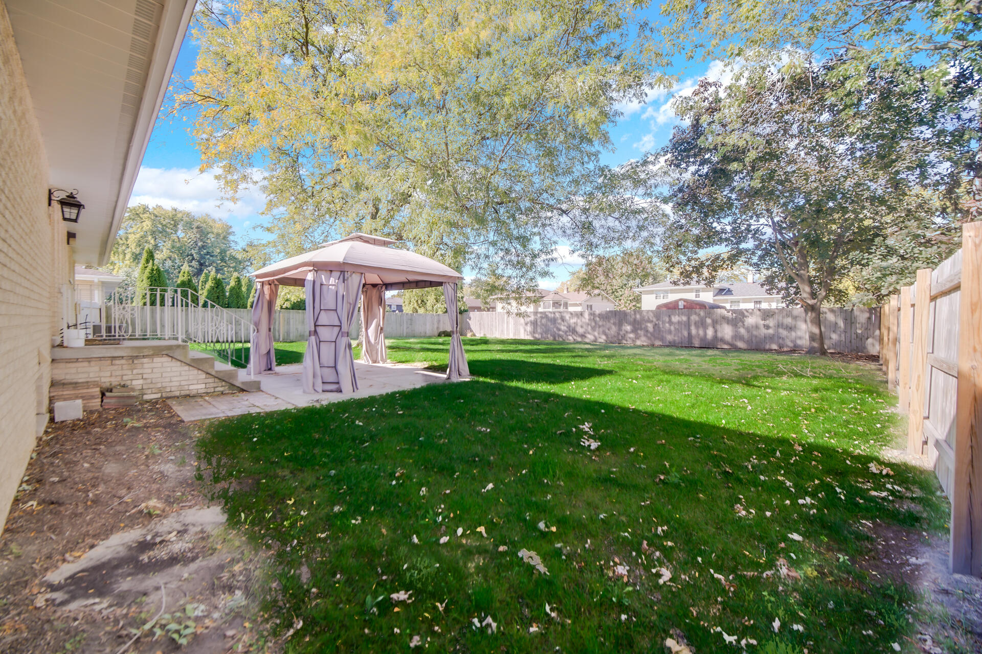 9418 Verbena Drive Munster, IN 46321 - Photo 21 of 22 1920x1280