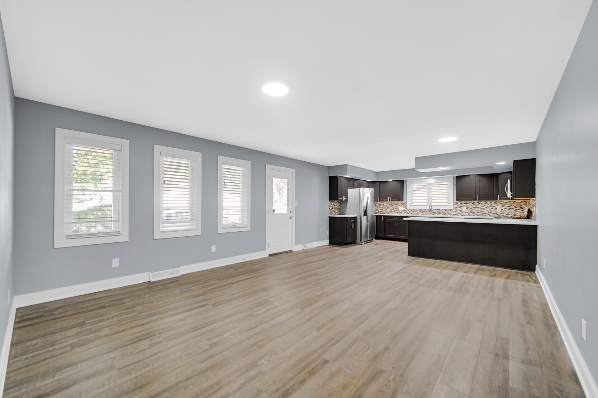 9418 Verbena Drive Munster, IN 46321 - Photo 6 of 22 1920x1280