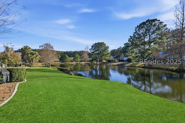 $469,900 | 19 Hampton Circle, Bluffton, SC 29909