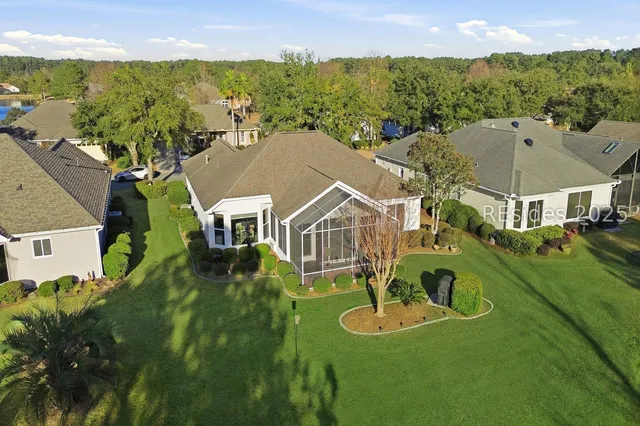 $469,900 | 19 Hampton Circle, Bluffton, SC 29909