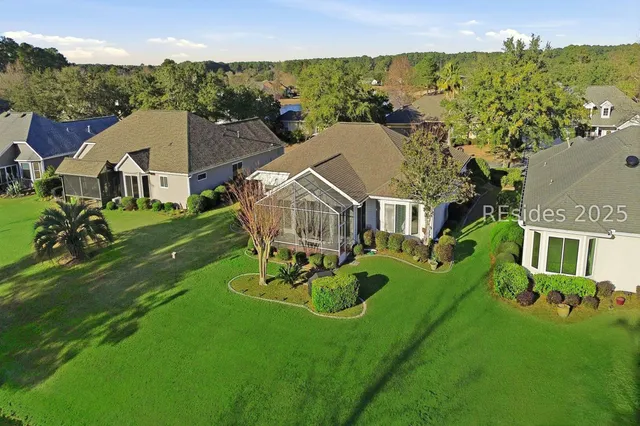 $469,900 | 19 Hampton Circle, Bluffton, SC 29909