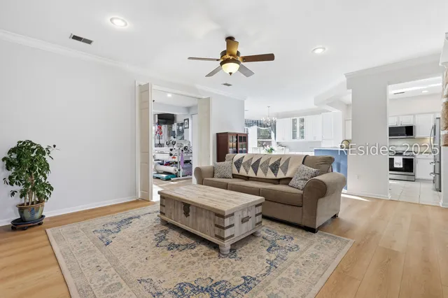 $469,900 | 19 Hampton Circle, Bluffton, SC 29909