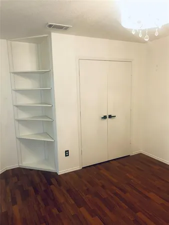 $2,200 | 702 Kristi Lane, Cedar Hill, TX 75104