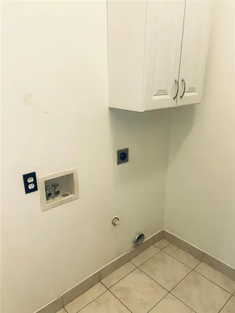 $2,200 | 702 Kristi Lane, Cedar Hill, TX 75104