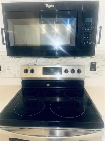 $2,200 | 702 Kristi Lane, Cedar Hill, TX 75104