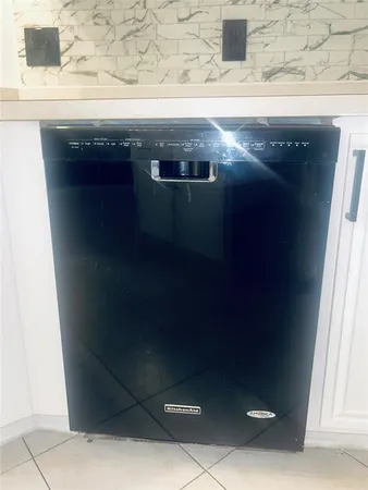 $2,200 | 702 Kristi Lane, Cedar Hill, TX 75104