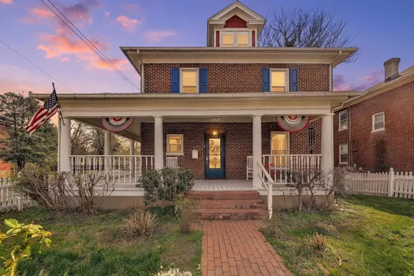 $250,000 | 1502 Rorer Avenue Southwest, Roanoke, VA 24016