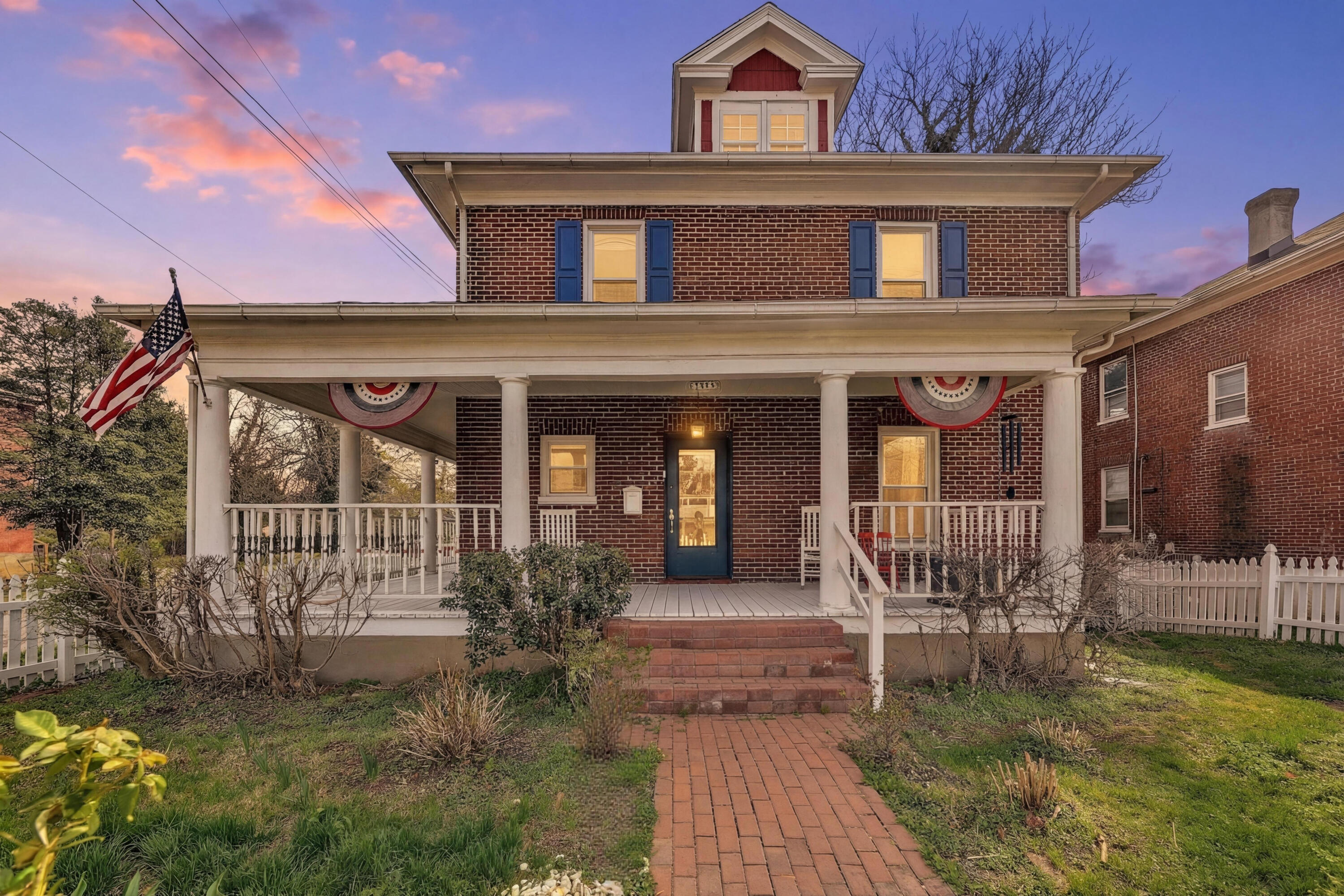 1502 Rorer Avenue Southwest Roanoke, VA 24016 - Photo 1 of 43 Twilight