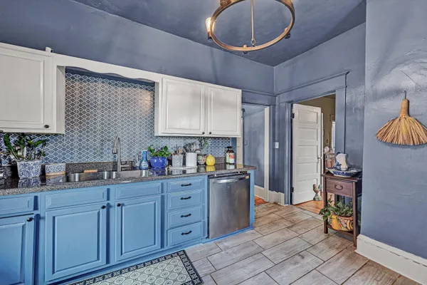 $239,999 | 1502 Rorer Avenue Southwest, Roanoke, VA 24016