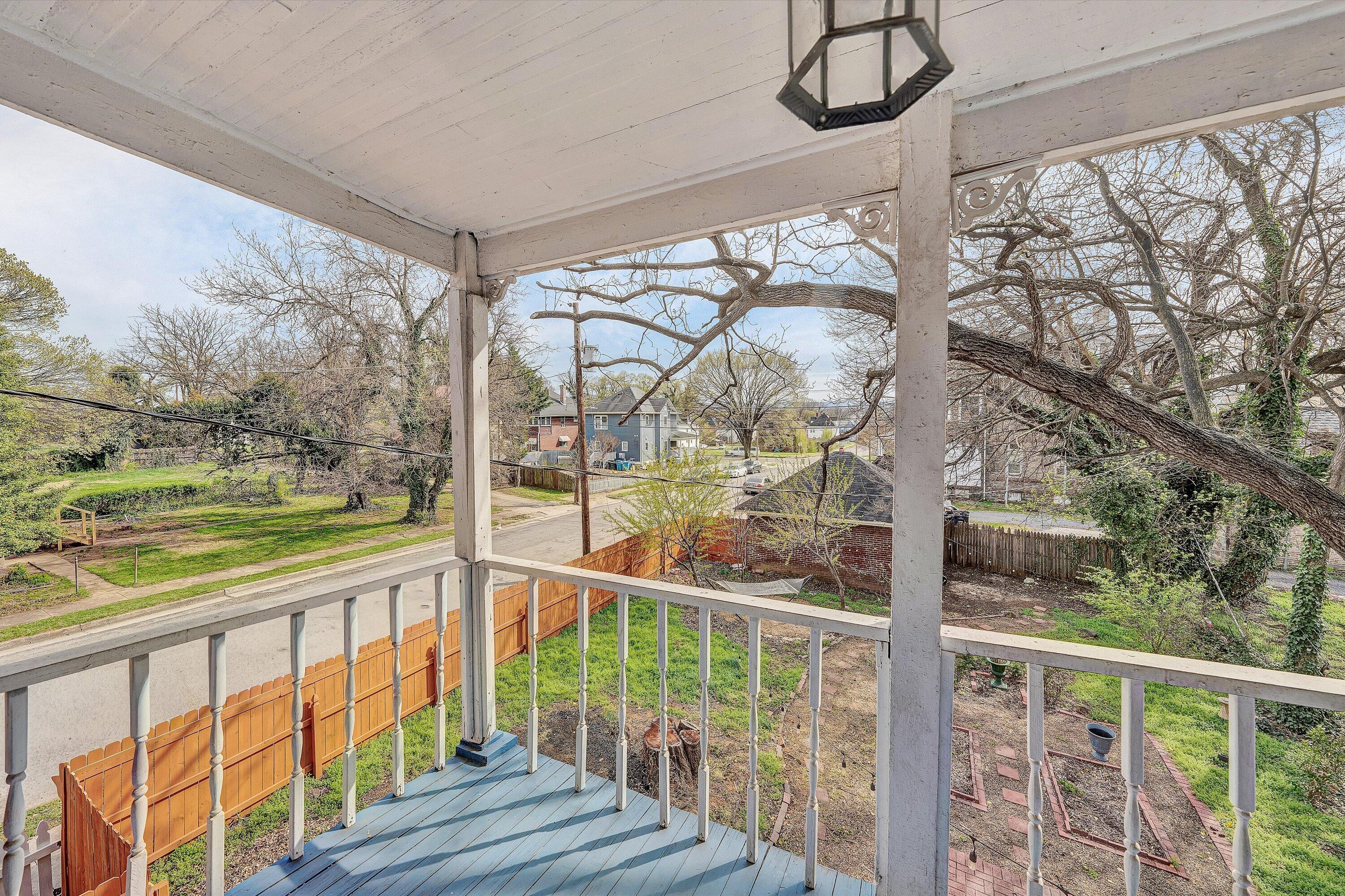 1502 Rorer Avenue Southwest Roanoke, VA 24016 - Photo 25 of 43 25-DSC00367