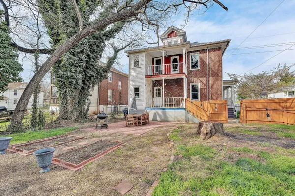 $239,999 | 1502 Rorer Avenue Southwest, Roanoke, VA 24016