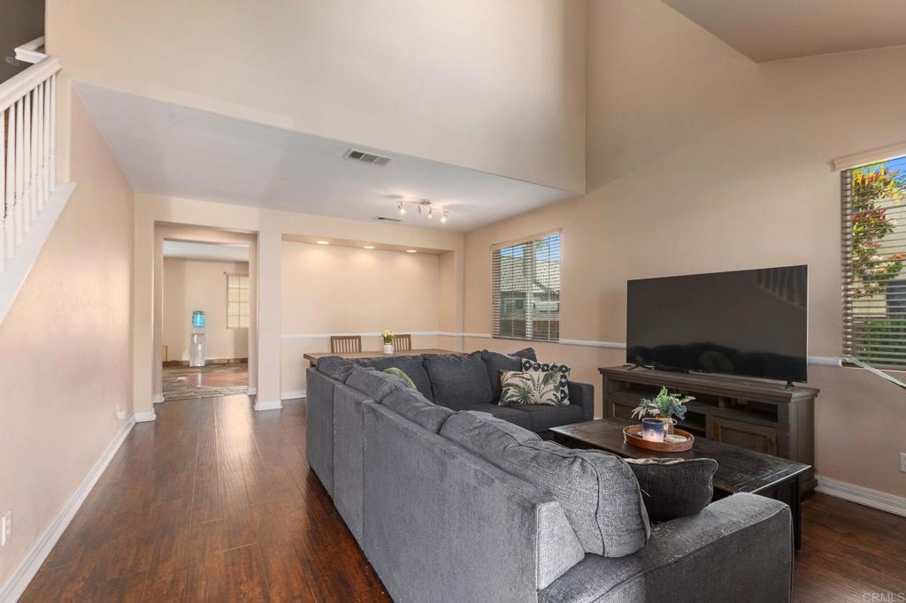 28431 Ware Street Murrieta, CA 92563 - Photo 5 of 48