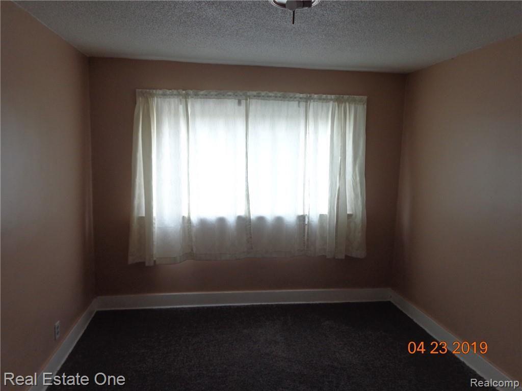 5511 Maple Street Dearborn, MI 48126 - Photo 15 of 26