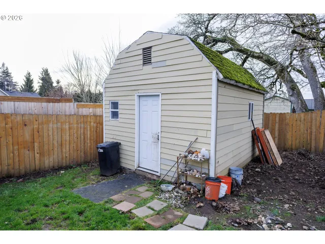 $420,000 | 5425 Bundy Avenue North, Keizer, OR 97303