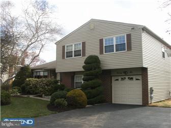 96 Lempa Road Holland, PA 18966 - Photo 2 of 12 Exterior Front