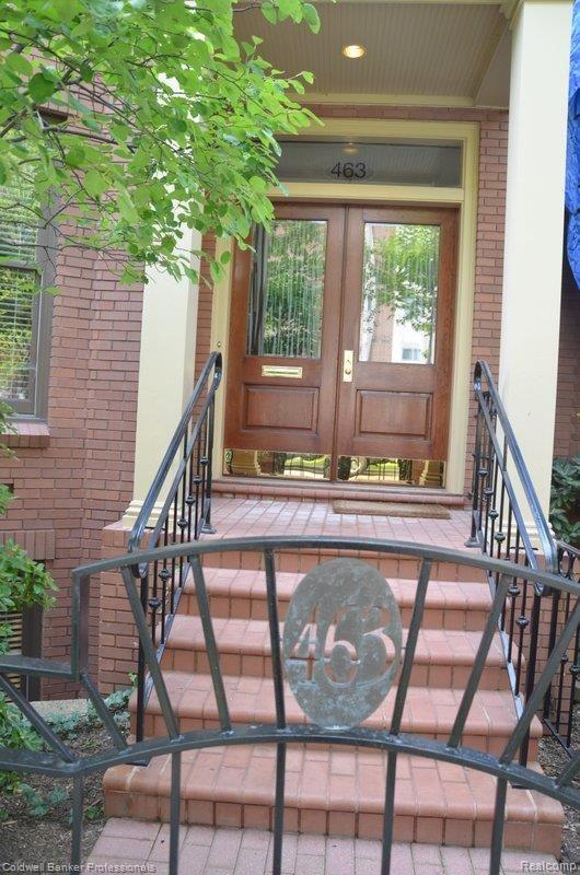 463 West Merrill Street Birmingham, MI 48009 - Photo 2 of 20 DSC_0538.jpg