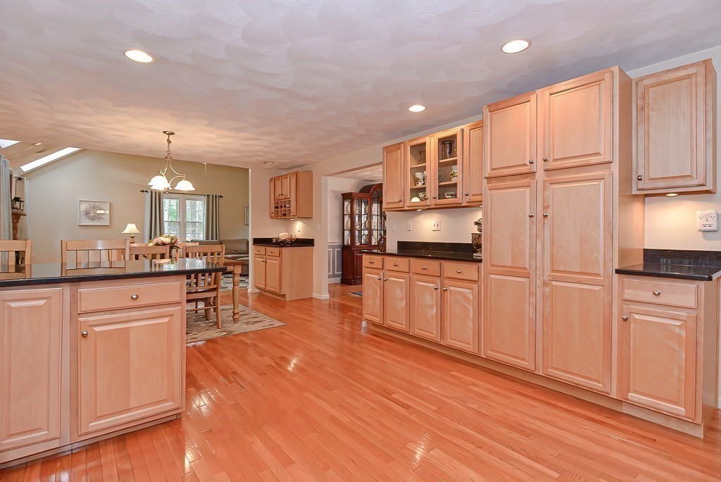 3 Bicknell Drive Mendon, MA 01756 - Photo 20 of 42