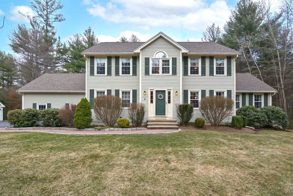 3 Bicknell Drive Mendon, MA 01756 - Photo 2 of 42