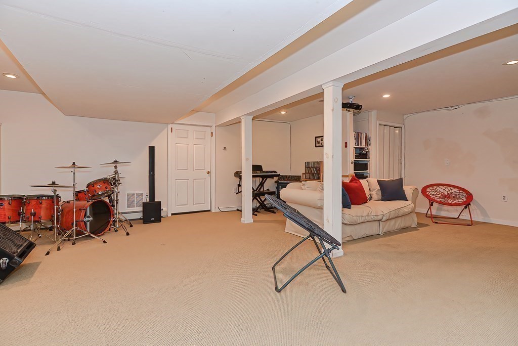 3 Bicknell Drive Mendon, MA 01756 - Photo 39 of 42