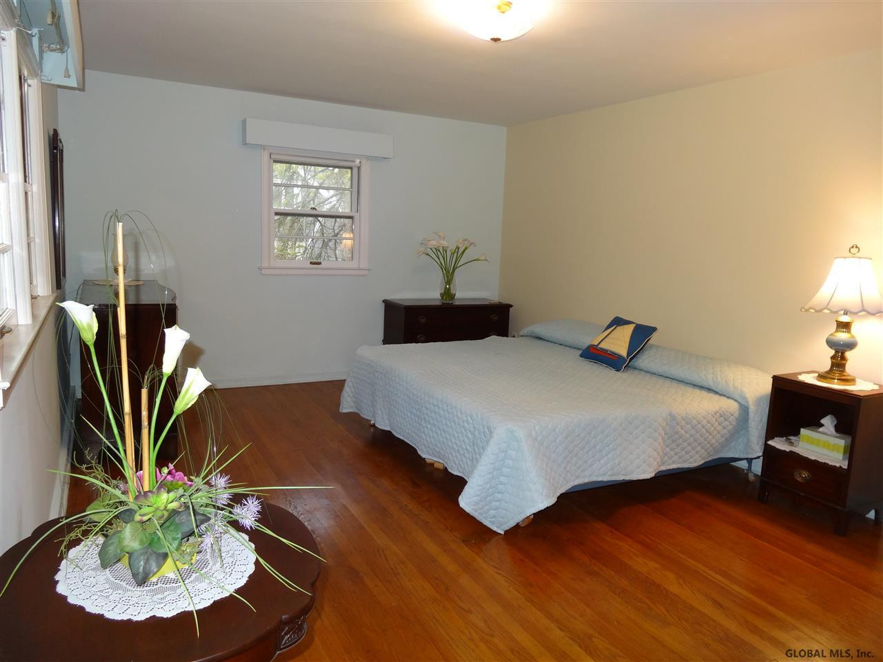 825 Jamaica Road Schenectady, NY 12309 - Photo 14 of 21 Photo 14