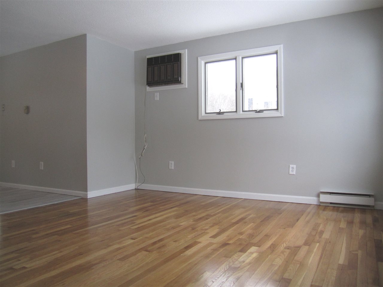 300 Beaver Street Manchester, NH 03104 - Photo 9 of 20 Gallery Image 9