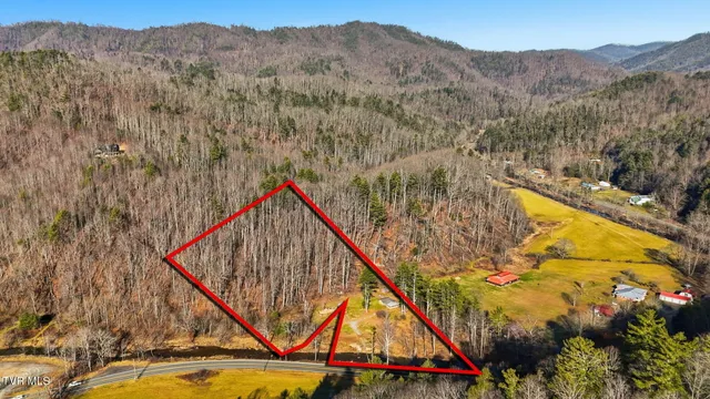 $350,000 | 8485 Highway 91 North, Laurel Bloomery, TN 37680