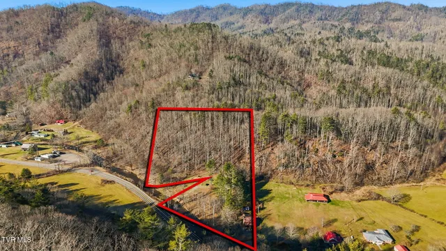 $350,000 | 8485 Highway 91 North, Laurel Bloomery, TN 37680