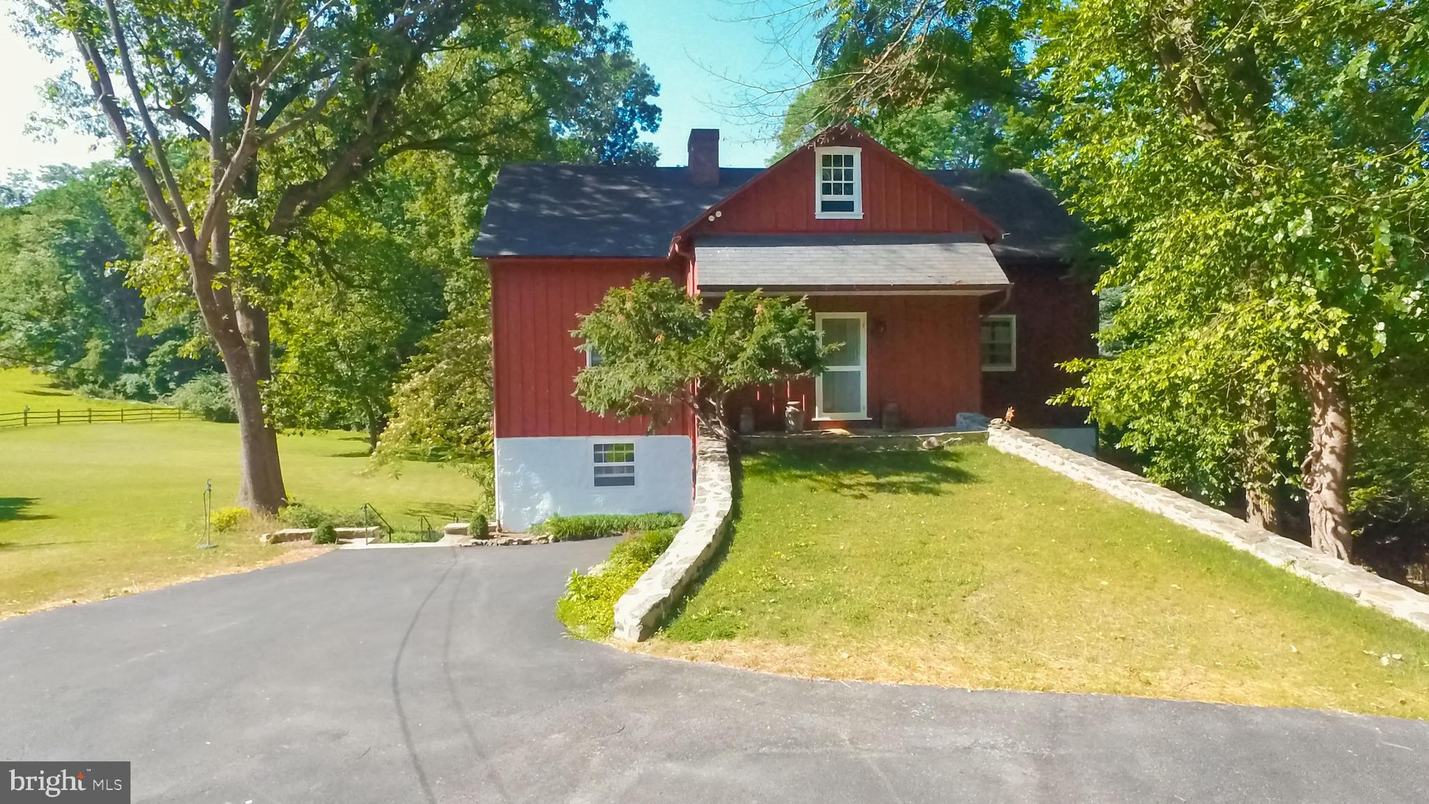 434 Darlington Road Media, PA 19063 - Photo 3 of 37