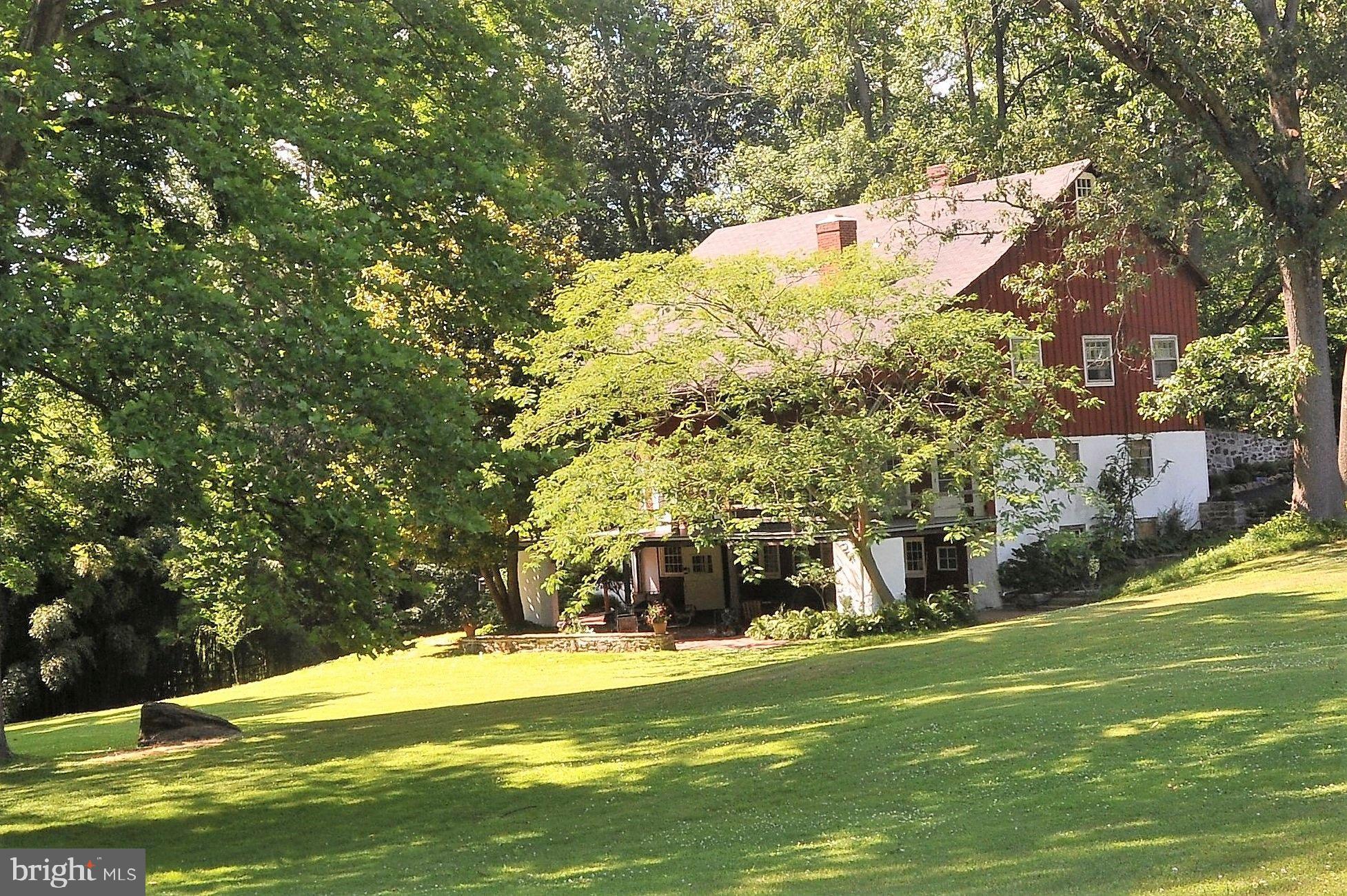 434 Darlington Road Media, PA 19063 - Photo 4 of 37