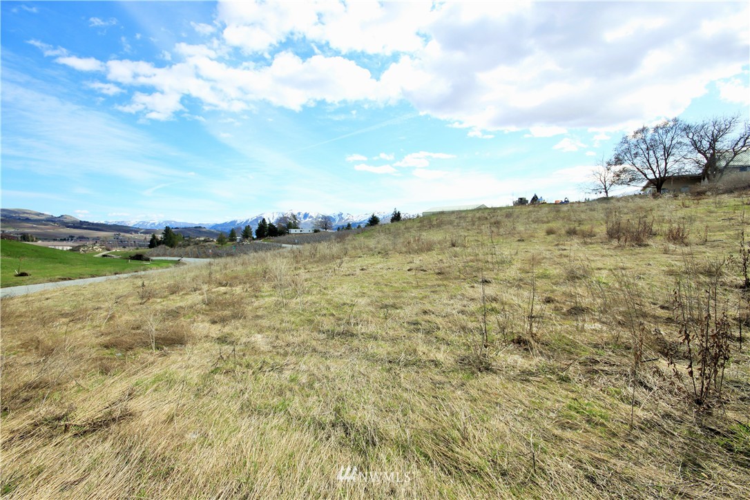 62 Lloyd Road Manson, WA 98831 - Photo 11 of 15 Gallery Image 11