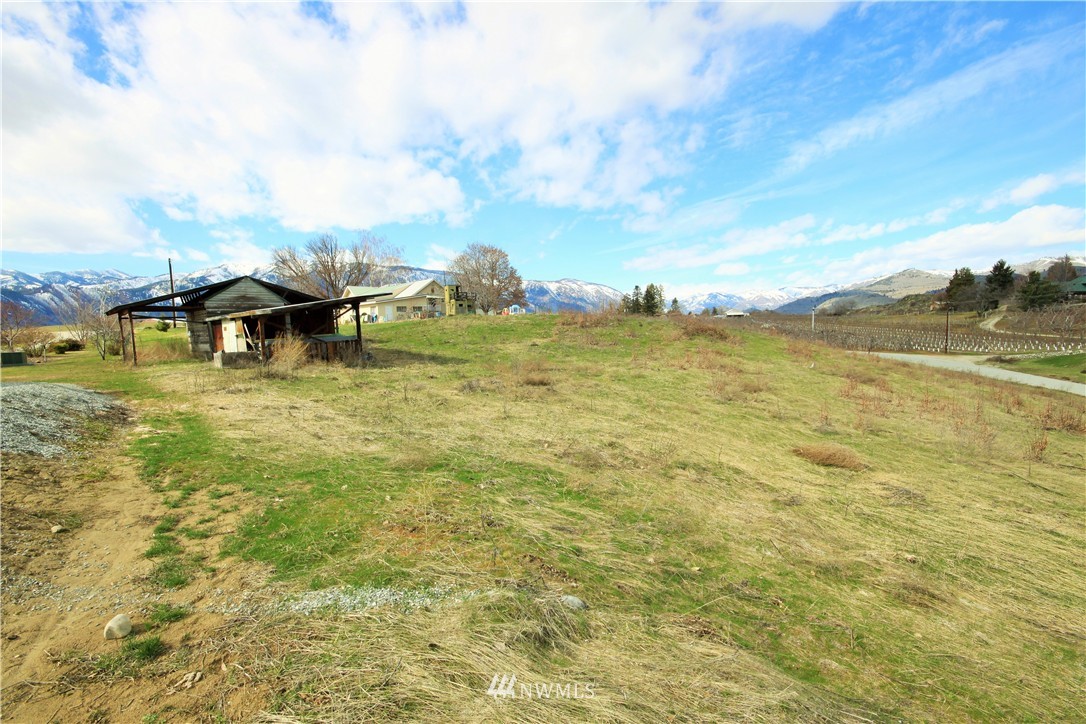 62 Lloyd Road Manson, WA 98831 - Photo 5 of 15 Gallery Image 5