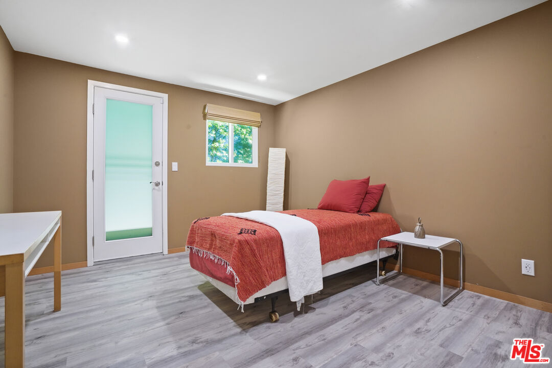 31777 Broad Beach Road Malibu, CA 90265 - Photo 13 of 20