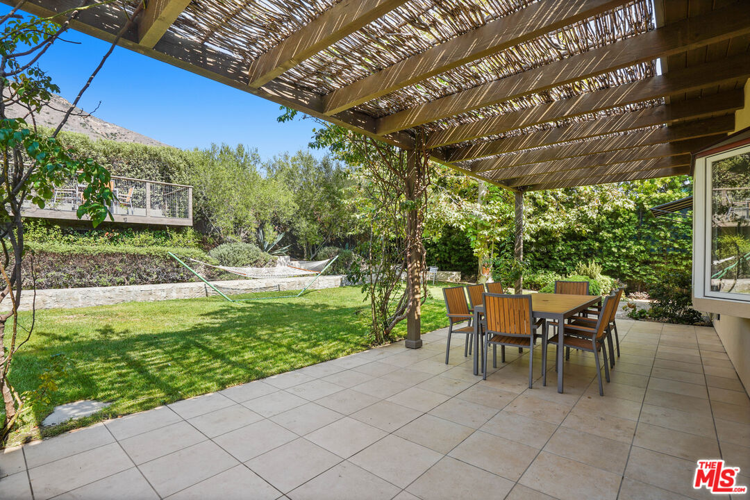 31777 Broad Beach Road Malibu, CA 90265 - Photo 15 of 20