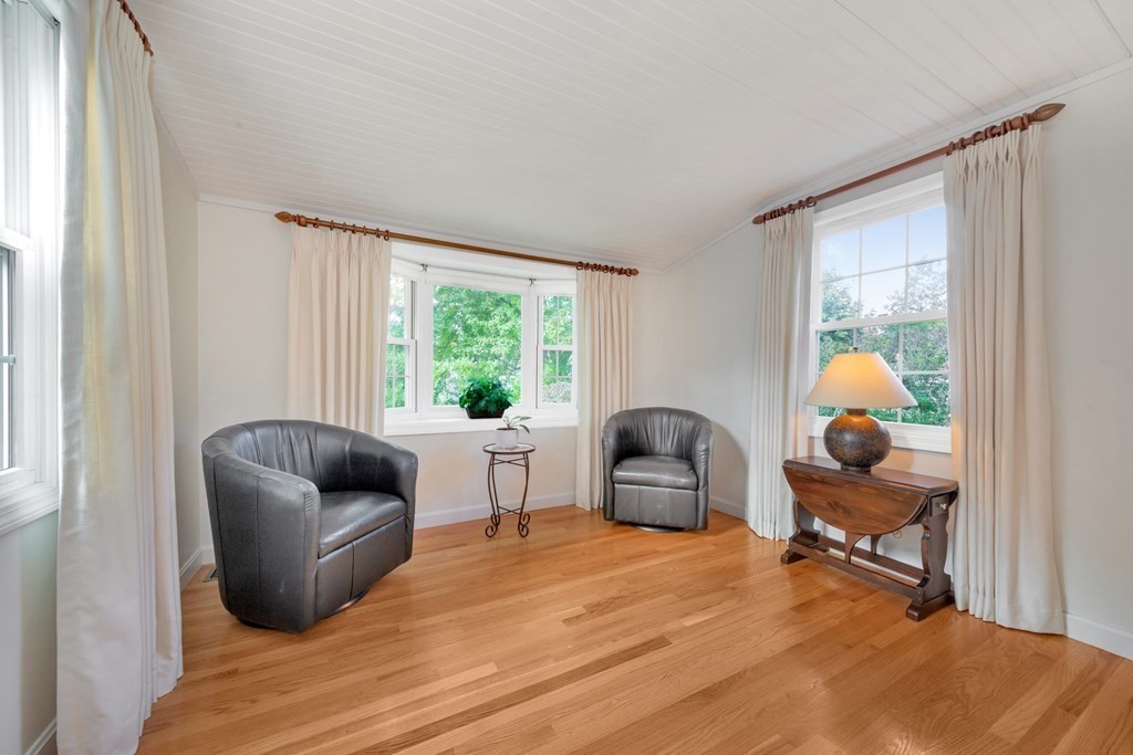 72 Bay State Road Arlington, MA 02474 - Photo 11 of 32 Gallery Image 11