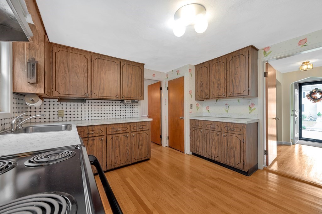 72 Bay State Road Arlington, MA 02474 - Photo 15 of 32 Gallery Image 15